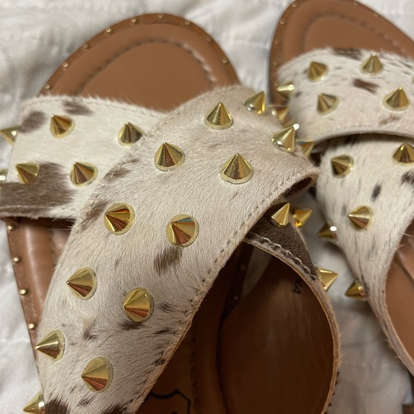 Size 7 MYRA Studded Sandal - Picture 3 of 4